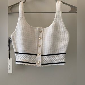NWT- Aritzia Babaton Sculpt Knit Button Tank size S